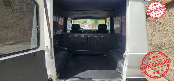 1983 MERCEDES-BENZ GD300