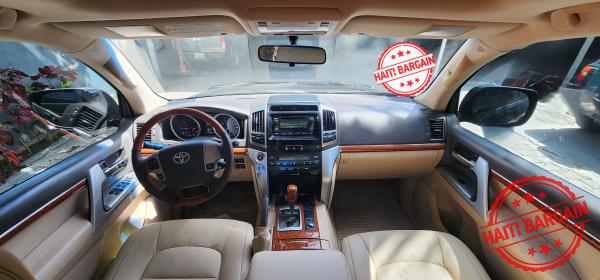2012 TOYOTA LAND CRUISER VX