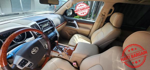 2012 TOYOTA LAND CRUISER VX