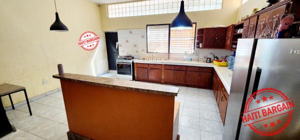 MAISON A LOUER, ZONE: MORNE CALVAIRE