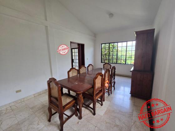 MAISON A LOUER, ZONE:  VIVY MITCHEL