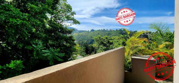 MAISON A LOUER, ZONE: PELERIN