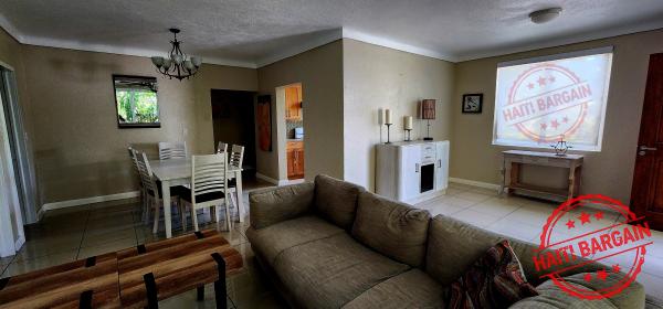 MAISON A LOUER, ZONE: PELERIN