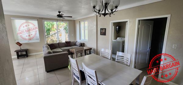 MAISON A LOUER, ZONE: PELERIN