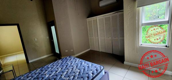 MAISON A LOUER, ZONE: PELERIN