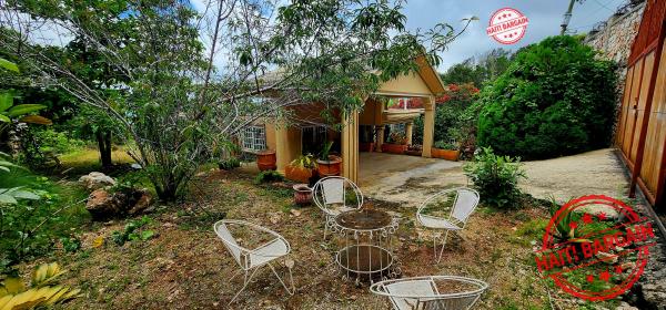 MAISON A LOUER - ZONE: THOMASSIN