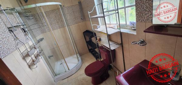 MAISON A LOUER - ZONE: THOMASSIN