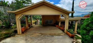 MAISON A LOUER - ZONE: THOMASSIN