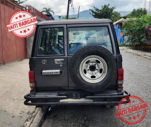 2017 TOYOTA LAND CRUISER