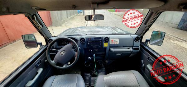 2017 TOYOTA LAND CRUISER