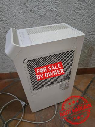 DEHUMIDIFIER