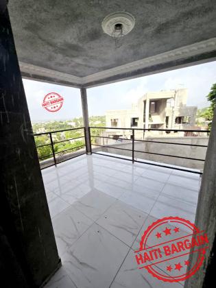 MAISON INACHEVÉE A VENDRE, ZONE: Puit Blain (La Montagne)