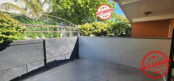 TOWNHOUSE A VENDRE, ZONE: MUSSEAU