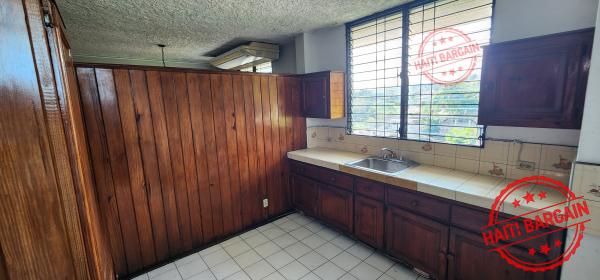 TOWNHOUSE A VENDRE, ZONE: MUSSEAU