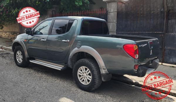2008 MITSUBISHI L200