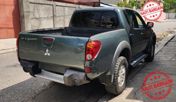 2008 MITSUBISHI L200