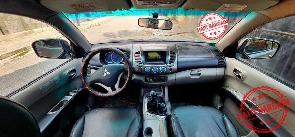 2008 MITSUBISHI L200