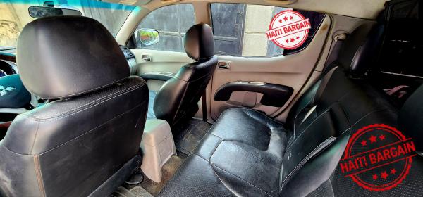 2008 MITSUBISHI L200