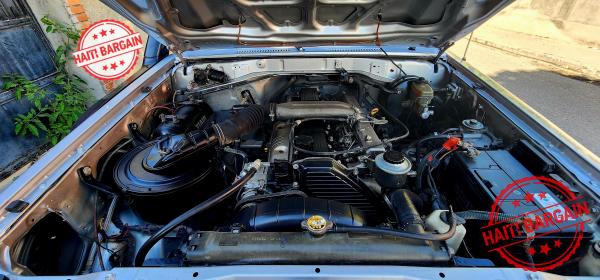 2011 TOYOTA LAND CRUISER