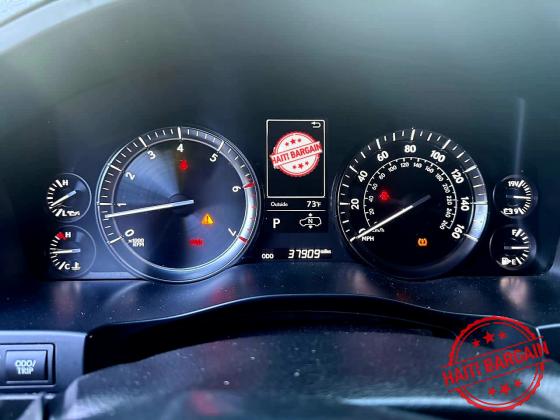 2018 LEXUS LX570 — FULLY LOADED