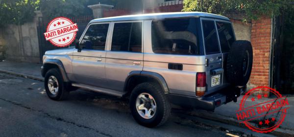 2011 TOYOTA LAND CRUISER