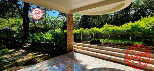 MAISON À LOUER - Zone : Haut route de Frère