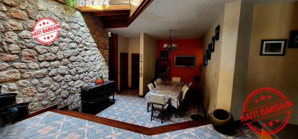 MAISON À LOUER - Zone : Haut route de Frère