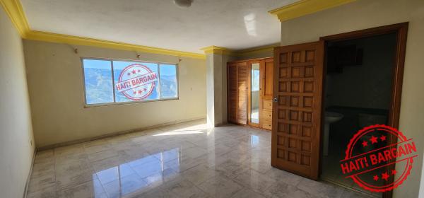 APPARTEMENT À VENDRE – TARA'S