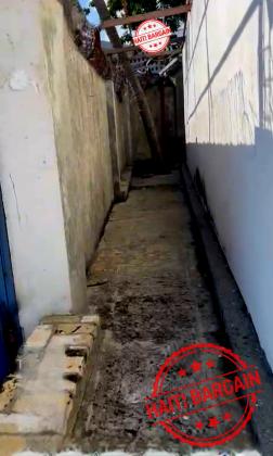 IMMEUBLE COMMERCIAL À VENDRE – CHRIST-ROI