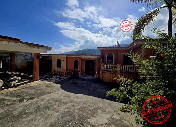 MAISON À VENDRE – PELERIN 6