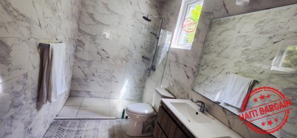 MAISON À VENDRE – VIVY MITCHEL