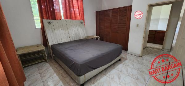 MAISON SÉPARÉE EN 2 APPARTEMENTS – À LOUER & À VENDRE