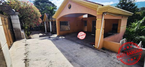 MAISON SÉPARÉE EN 2 APPARTEMENTS – À LOUER & À VENDRE