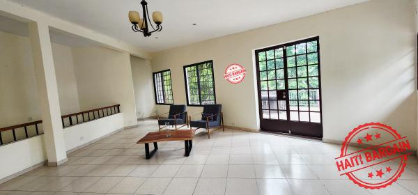 MAISON À VENDRE – THOMASSIN 32