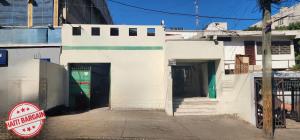 IMMEUBLE COMMERCIAL À VENDRE – ZONE: PÉTION-VILLE