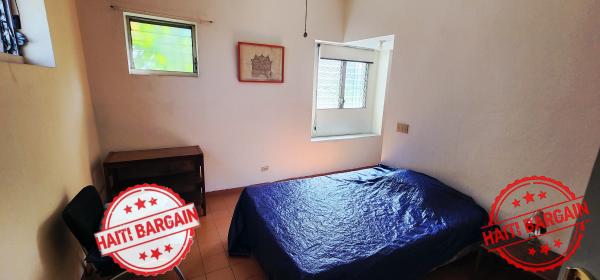 IMMEUBLE COMMERCIAL À VENDRE – Zone: PV