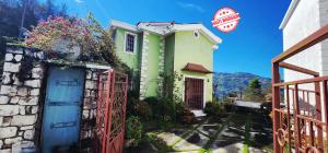 MAISON À VENDRE – TARA'S