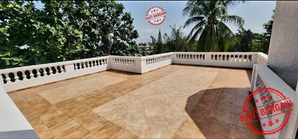 MAISON A VENDRE, ZONE: FRAGNEAU VILLE