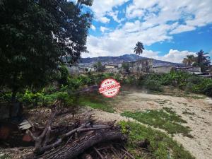 TERRAIN À VENDRE – PETION-VILE