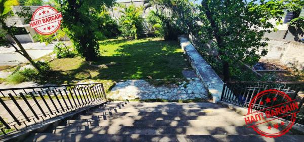 APPARTEMENT A LOUER - ZONE: PEGUY-VILLE