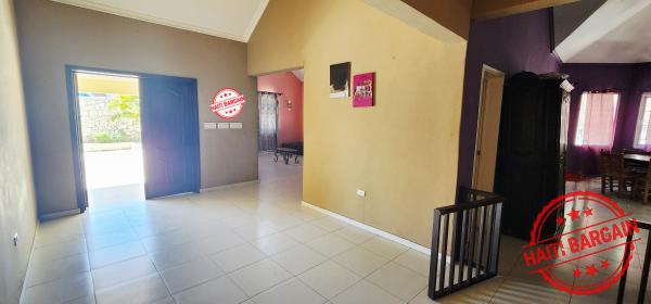 MAISON A VENDRE, ZONE:  VIVY MITCHEL
