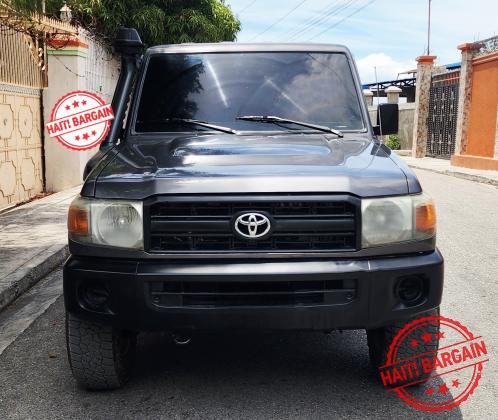 2017 TOYOTA LAND CRUISER