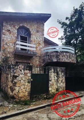 MAISON A VENDRE, ZONE:  THOMASSIN 32