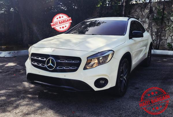 2018 MERCEDES GLA250