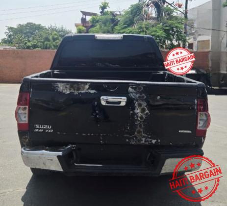 2011 ISUZU D-MAX