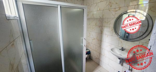 APPARTEMENT À LOUER – ZONE: THOMASSIN 37